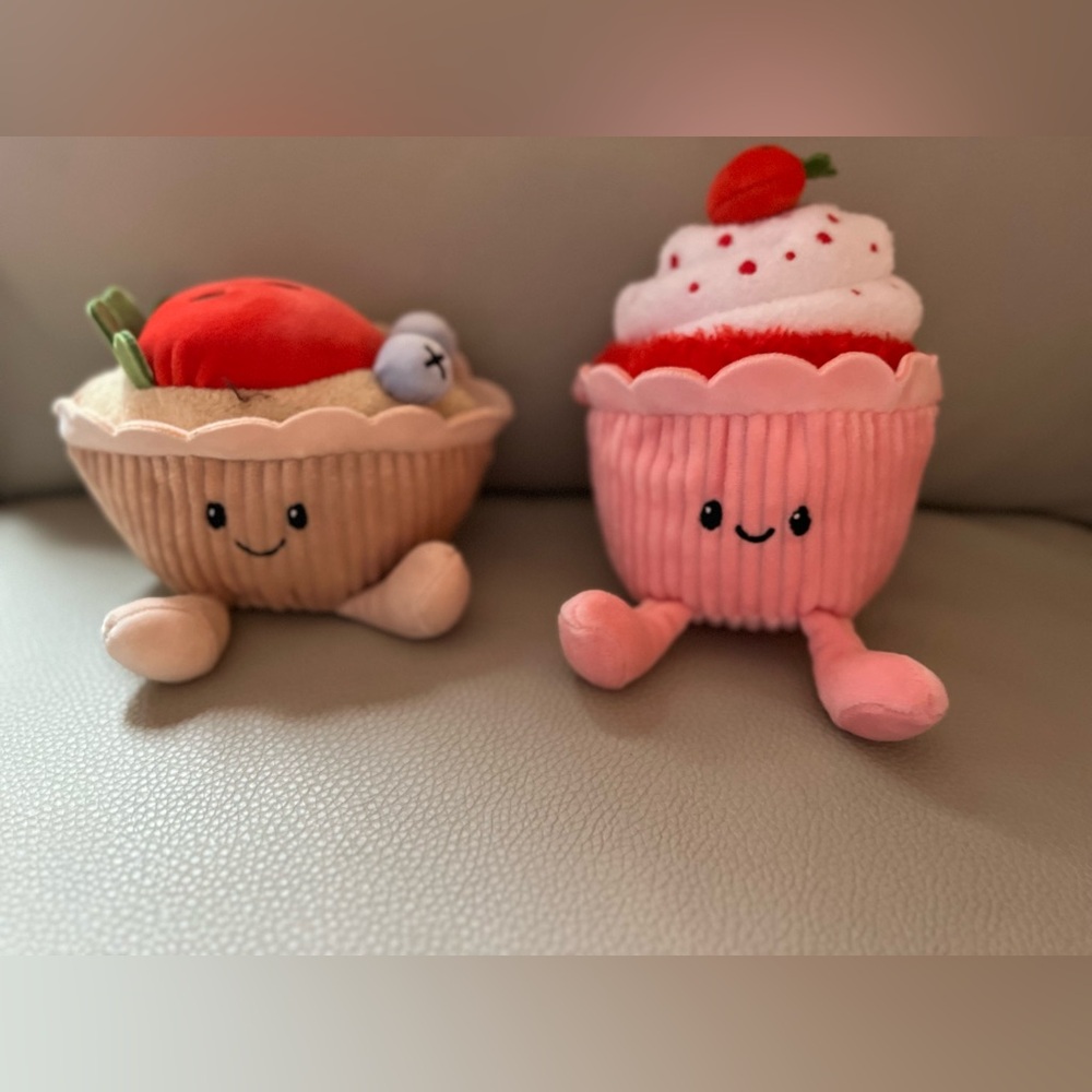 Gigglescape Strawberry Cupcake & Fruit Tart Plushes
